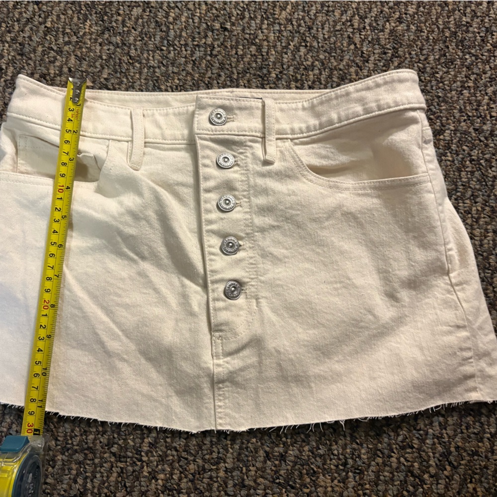 Banana Republic Cream Mini Skirt